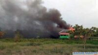 Rumah almarhum seniman pantun seloka Kobar yang dibobol pencuri dan diduga dibakar