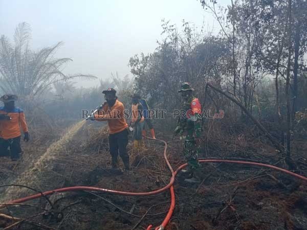 Anggota Satgas Karhutla Kotawaringin Barat Anggota Satgas Karhutla Kotawaringin Barat