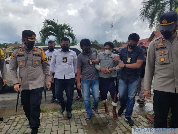 perampok sadis