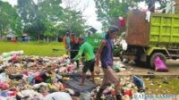 Empat Truk Pengangkut Sampah di sampit Rusak