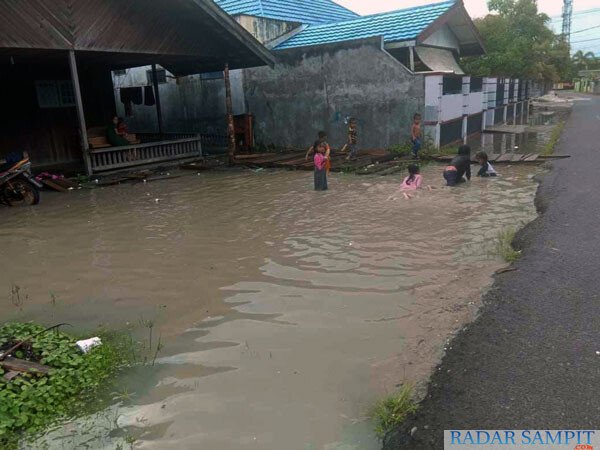tergenang banjir