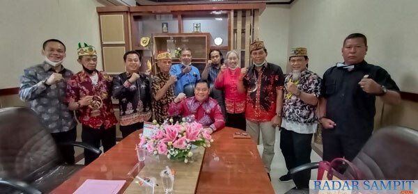 tokoh-batamad-kotim tokoh adat
