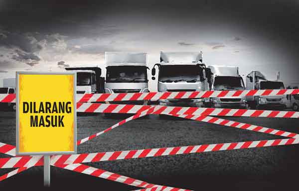 Truk Logistik