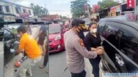 Mobil Parkir Dibobol Pencuri