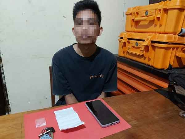 buang-sabu-ke-jalan Pengedar Narkoba