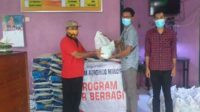 PT PAM Bagikan Ratusan Paket Bahan Pokok