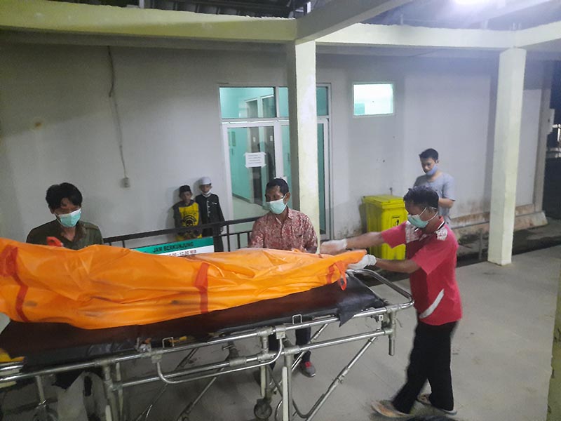 tewas di tangan temannya