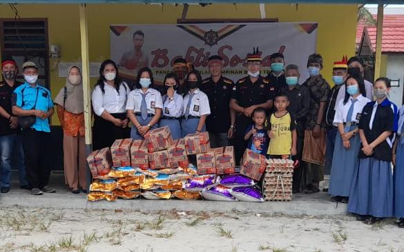 Generasi Muda Dayak
