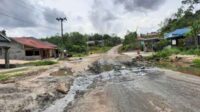 PBS Perbaiki Jalan Palangka Raya-Kurun