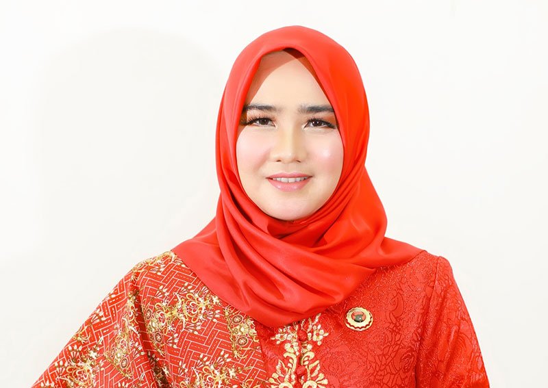 MINA-IRAWATI-DPRD-KOBAR desa mandiri