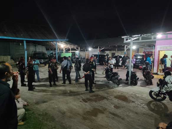Keluarga Pelaku Bos Miras Bikin Ribut