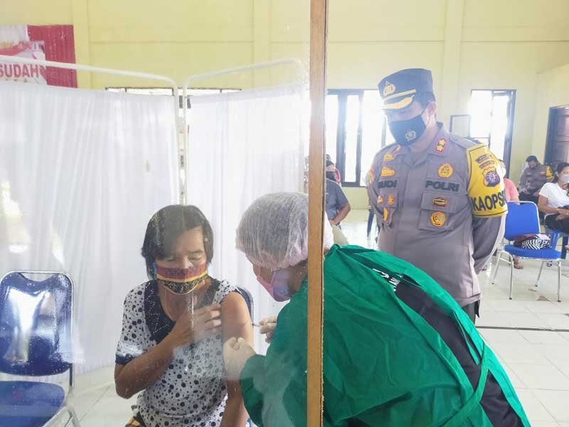 Vaksinasi Hendaknya Sampai ke Desa