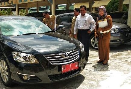 Puluhan Kendaraan Dinas Dilelang