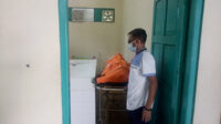 ditemukan tergeletak