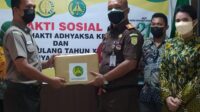 bakti sosial,Kejari Kobar Bagikan 250 Paket Sembako