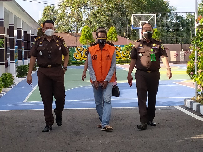 Mantan Kades