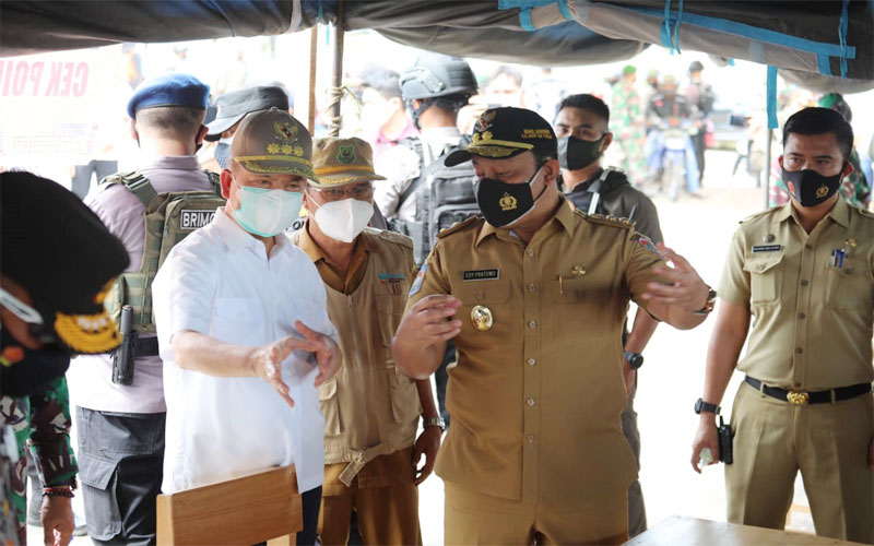 PPKM dan Vaksinasi Diperkuat