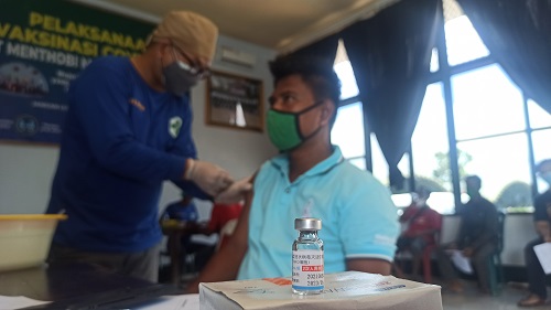 vaksin gotong royong