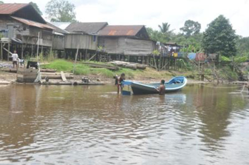 Vaksinasi di Antang Kalang Penuh Tantangan