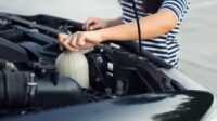 Masih Perlukah Memanaskan Mesin untuk Mobil Keluaran Terkini?