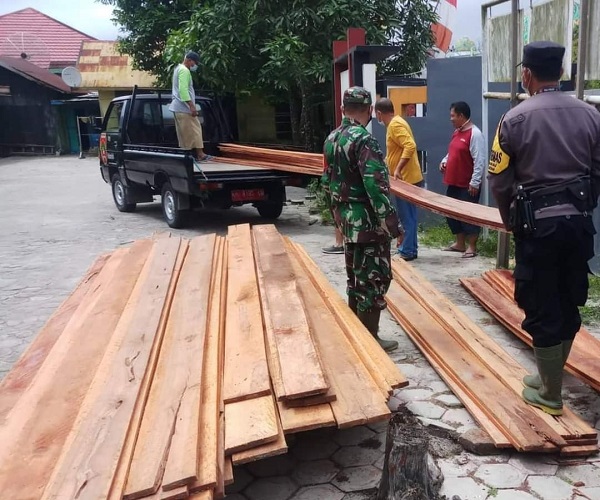 banjir sungai arut