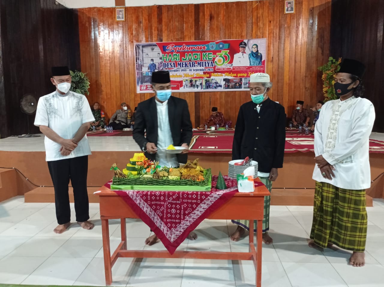 Tumpeng tiap RT