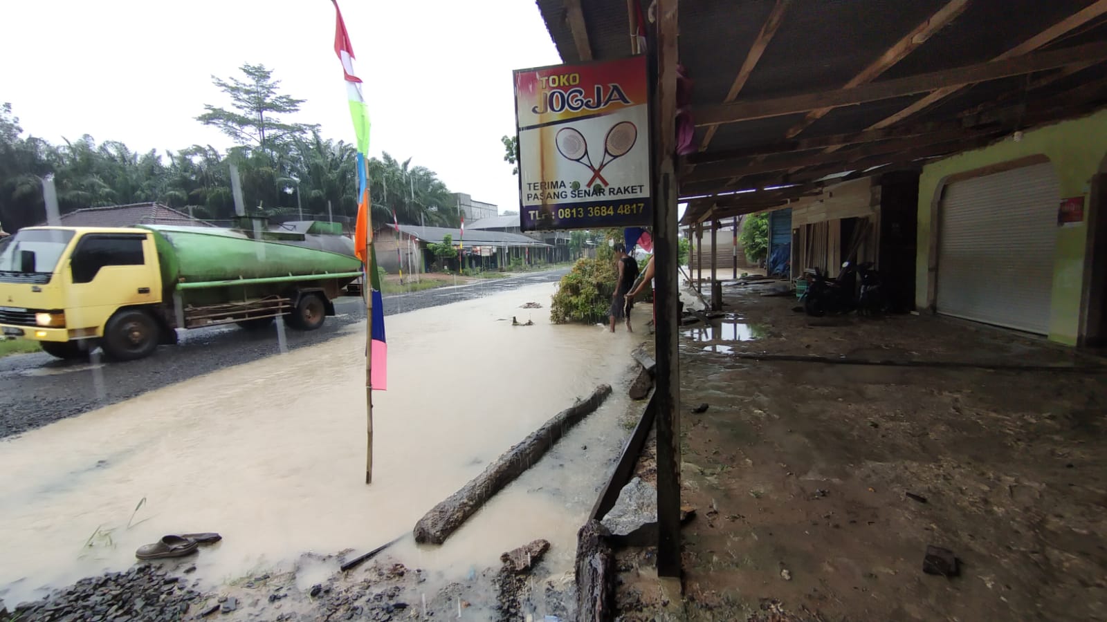 banjir luapan drainase