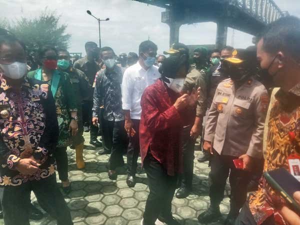 menteri sosial