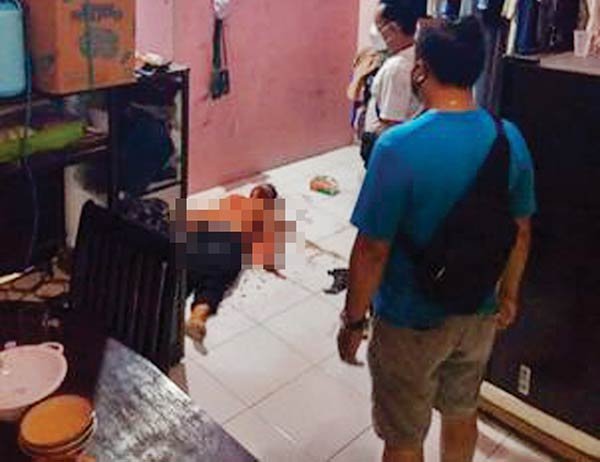 PEDAGANG Pedagang Meninggal Berlumur Darah