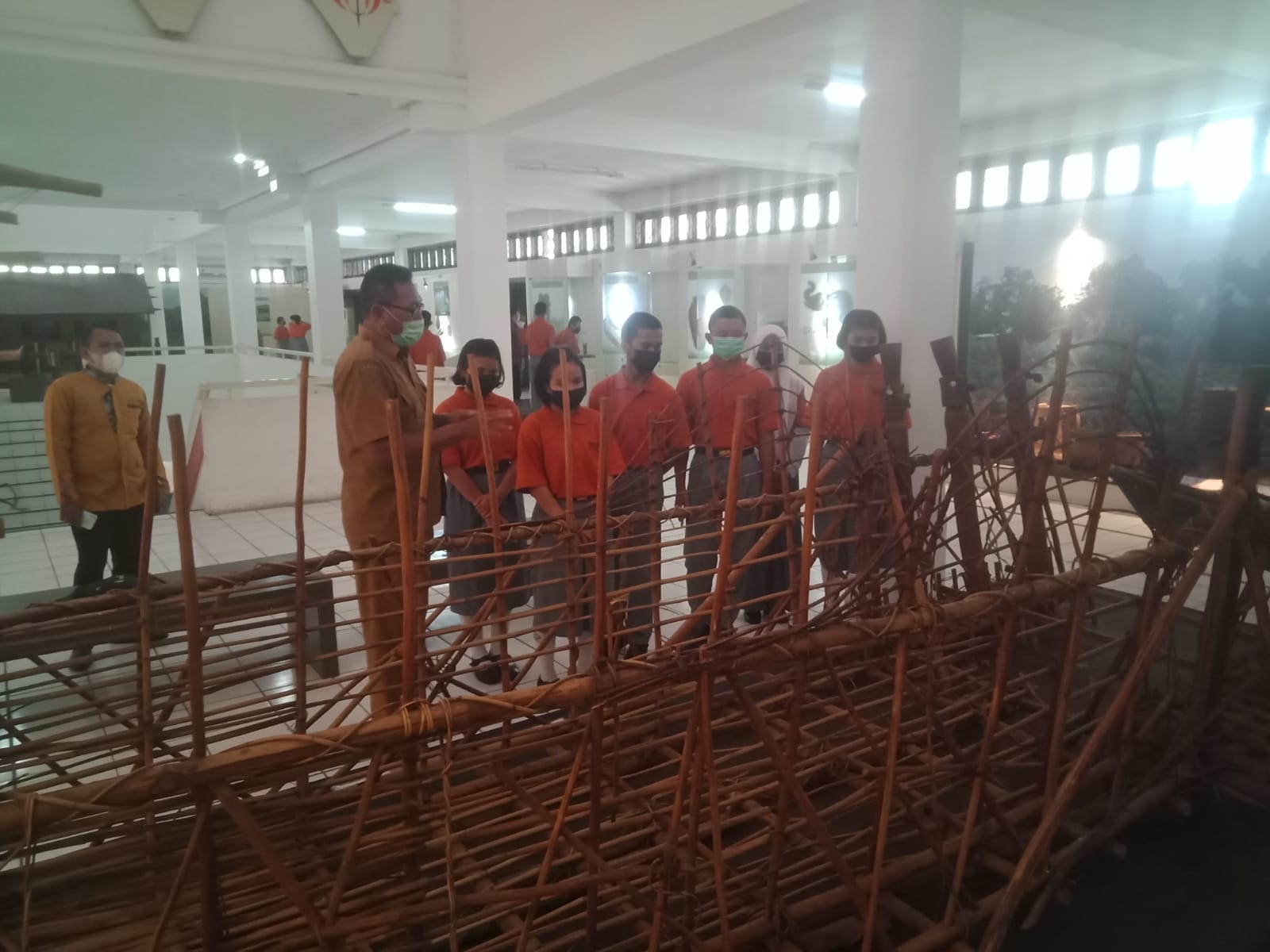 Cerita Mistik Mihing Penangkap Ikan dari Kalteng