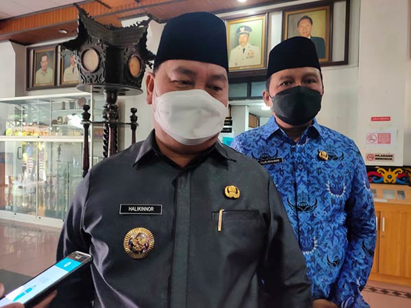 Bupati Kotawaringin Timur (Kotim) Halikinnor meminta seluruh aparatur sipil negara (ASN)