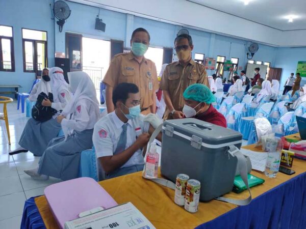 Pembelajaran Tatap Muka (PTM) bagi pelajar SMA dan SMK di Kotawaringin Timur (Kotim) kembali dilakukan secara terbatas