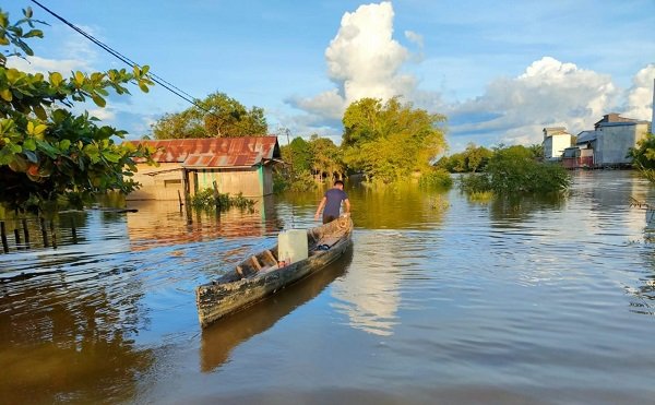 BANJIR ARUTA 2 banjir arut utara kotawaringin barat kalteng