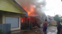 kebakaran di kapuas,dua kebakaran di kapuas,Dalam Sehari Dua Kebakaran Terjadi di Kapuas