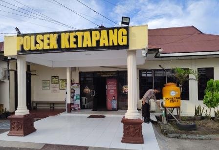 MALING WALET pencurian sarang burung walet di sampit