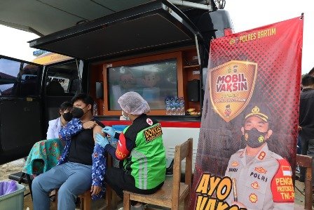 MOBIL VAKSIN Polres Bartim mengerahkan kendaraan vaksin.