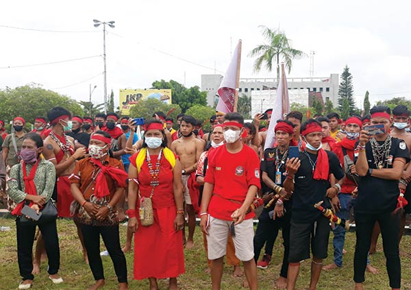 Konflik Pasukan Merah,Pemuda Dayak Desak DAD Kalteng Selesaikan Konflik Pasukan Merah,pasukan merah,tbbr,kalteng,radar sampit,berita radar sampit hari ini