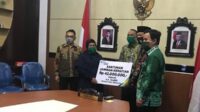 Pemerintah Kabupaten Sukamara berupaya melindungi warganya yang menjadi pelaku utama sektor kelautan dan perikanan