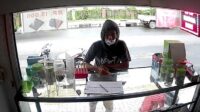 pengedar uang palsu di sampit