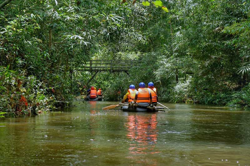 Tamiang Layang,serunya susur Sungai Sirau tamiyang layang