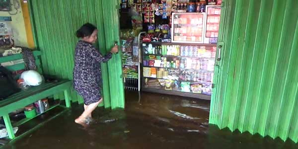 banjir sampit