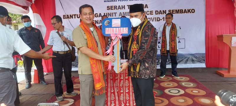 Minamas Plantation Serahkan Sembako dan Ambulans Untuk Tiga Kabupaten