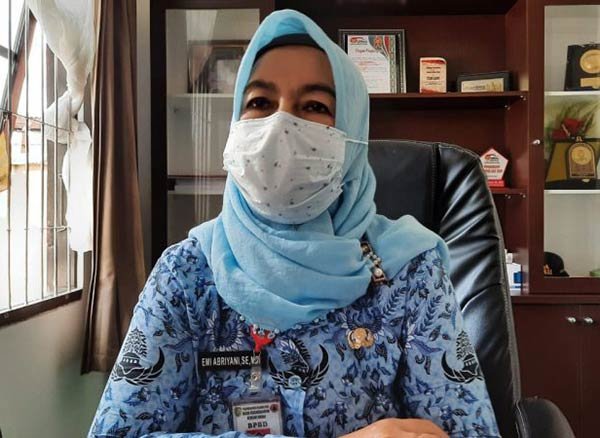 EMI ABRIYANI umat Kristiani diperbolehkan melakukan ibadah Natal di gereja