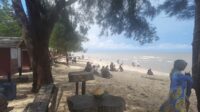 Pantai Ujung Pandaran