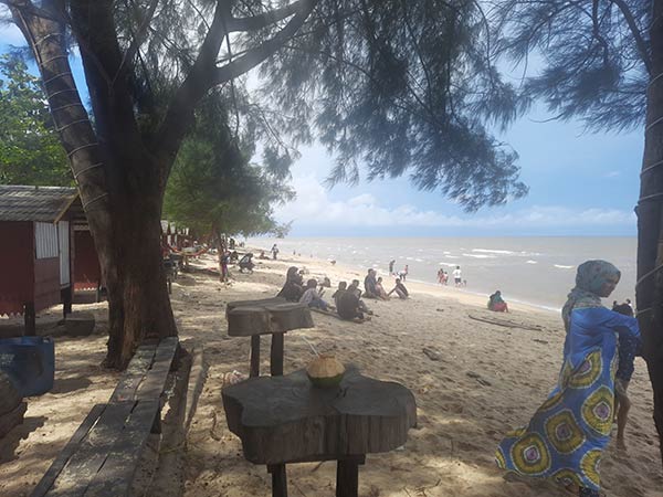 Pantai Ujung Pandaran