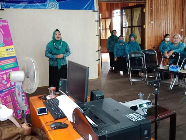 Wakil dari Kabupaten Kotawaringin Timur (Kotim) berhasil meraih juara II dalam lomba Kader Berprestasi Penurunan Angka Stunting