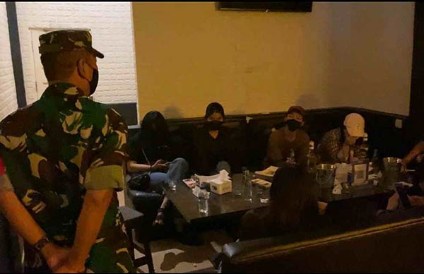 Tim Satuan Tugas (Satgas) Covid 19 Kota Palangka Raya kembali melakukan penertiban tempat hiburan malam (THM)