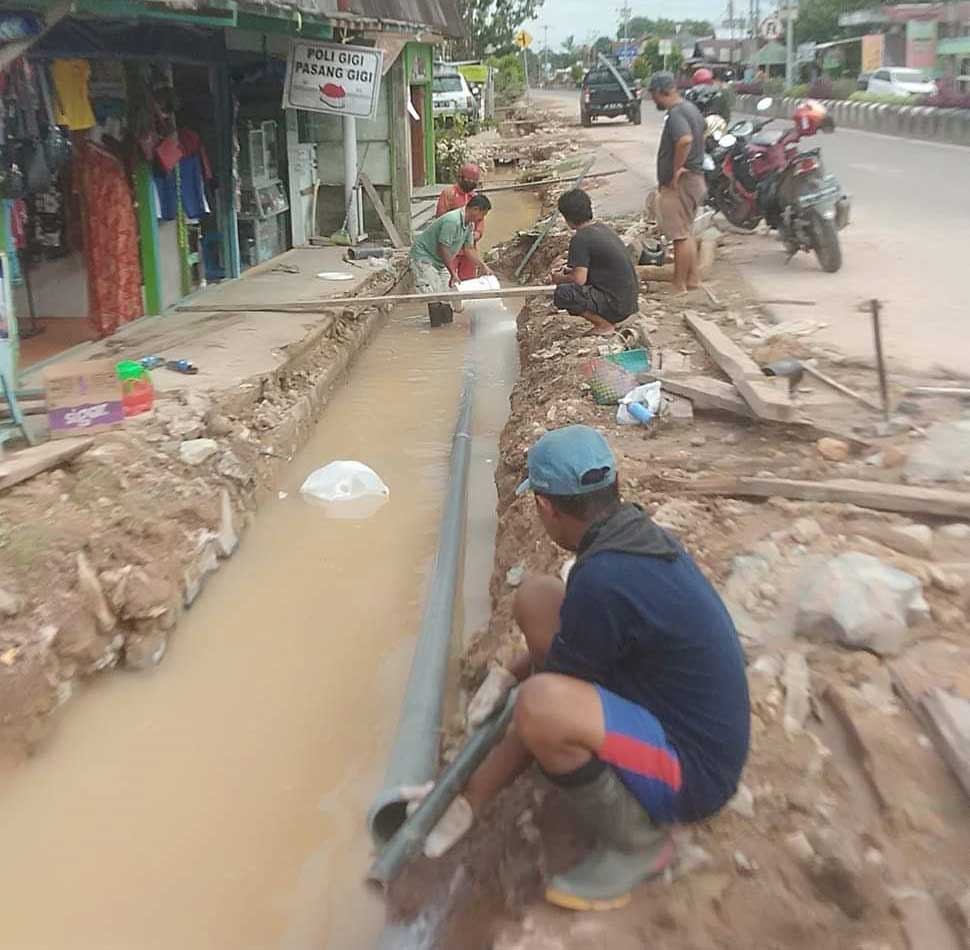 Proyek Normalisasi Drainase di Jalan Tjilik Riwut Lamandau Bermasalah