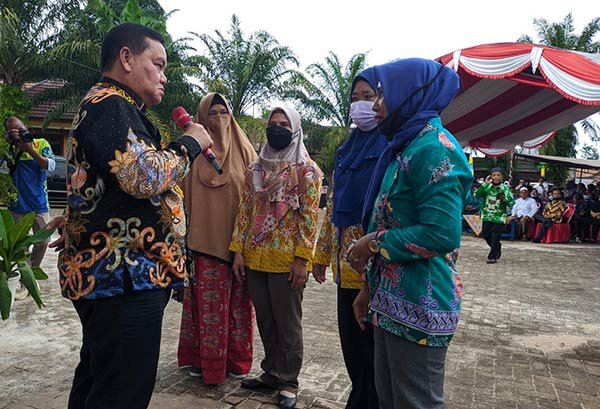 Pengangkatan guru kontrak di Kotim