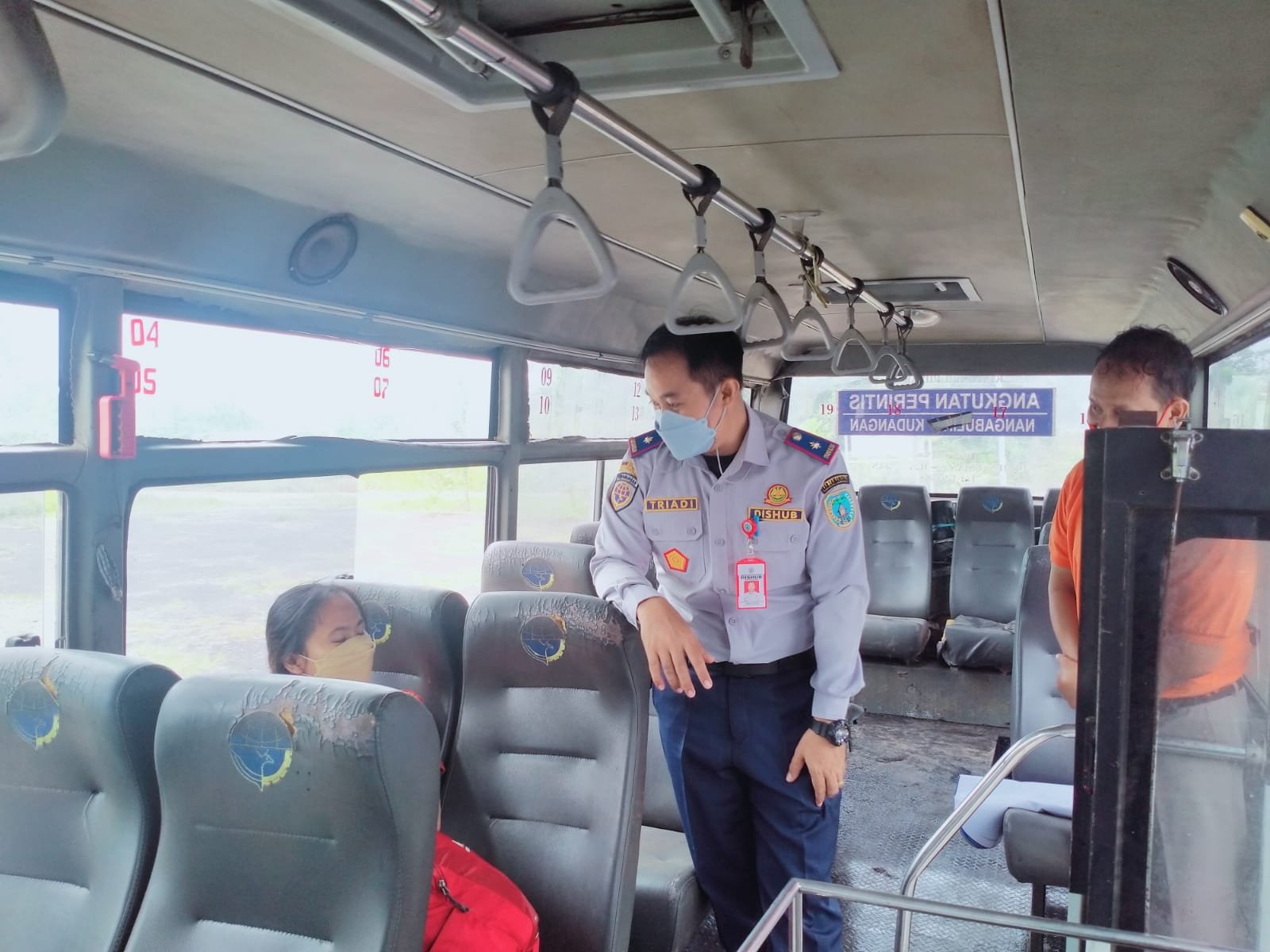 BUS KE KUDANGAN LAMANDAU Ada Bus Damri Yang Melayani Menuju Kudangan dan Bukit Jaya Kini Lebih Mudah